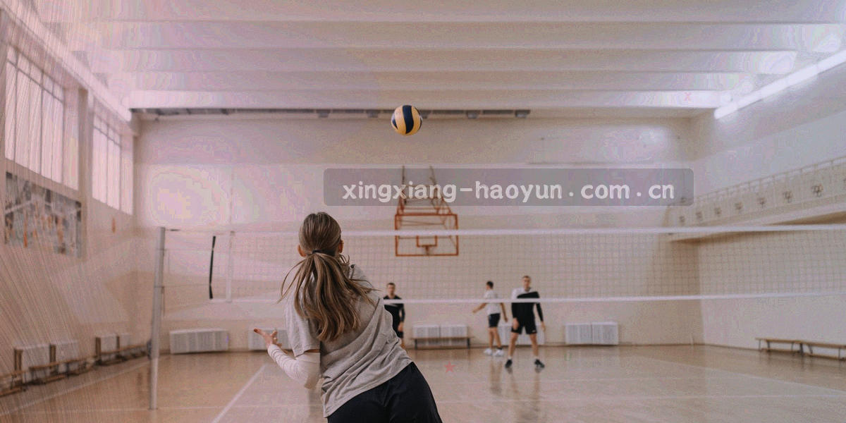 纸张纤维纹理与蓝图坐标格线交叠的抽象背景